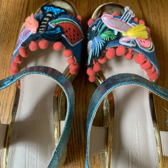 ASOS “Tropical Paradise” Platform Sandals - Picture 5 of 9